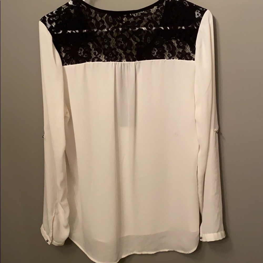 Blouse - Picture 2 of 2